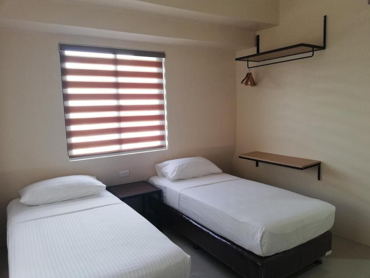 Eon Centennial Express Hotel Iloilo City Exterior photo